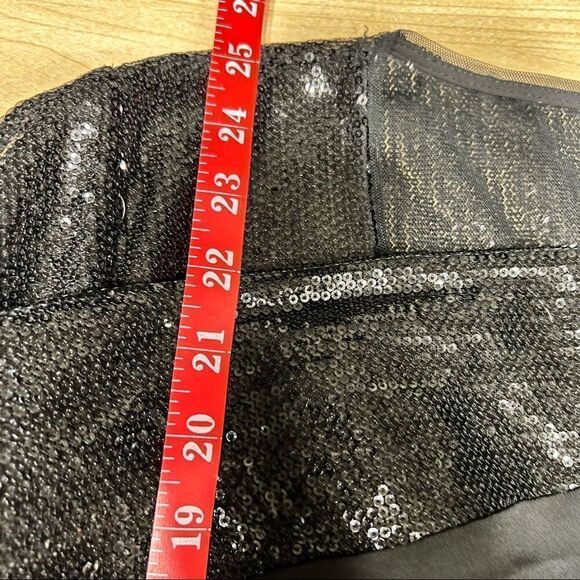NWT BCBG Maxazria XXS black sequin chiffon mix 1/2 way button Long Sleeves top. - Picture 6 of 9